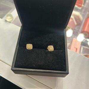 Elegant Gold diamonds Stud Earrings